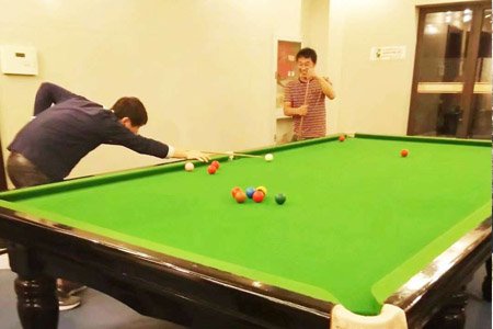 我司员工休闲娱乐活动-台球
